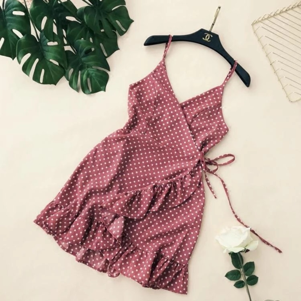 Dress polka dot blush lavender ruffle vneck dress - Picture 4 of 4